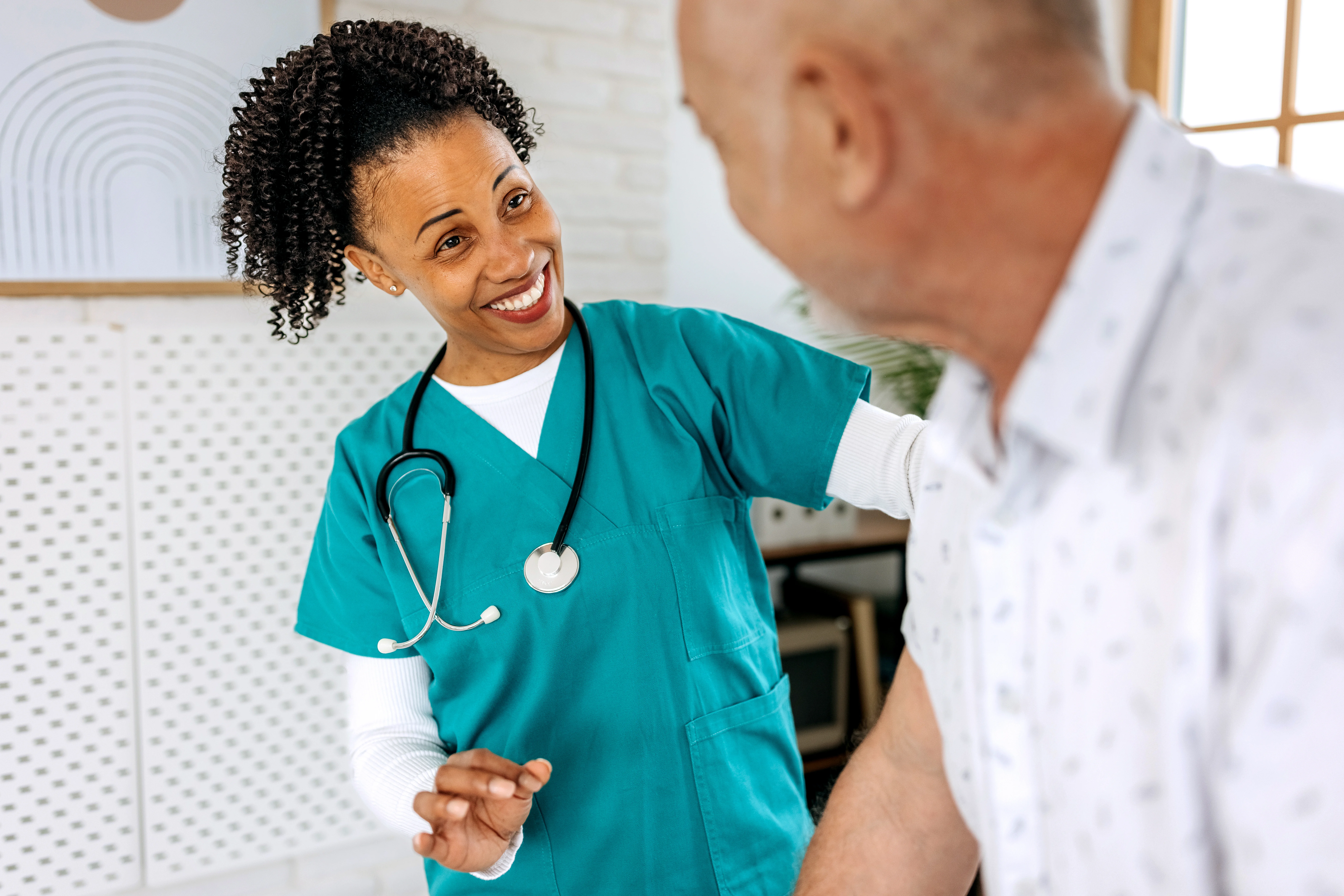 Zaregistrujte svojich pacientov do me+ ™ pre podporu a starostlivosť pri zotavení sa z operácie s vyvedením stómie